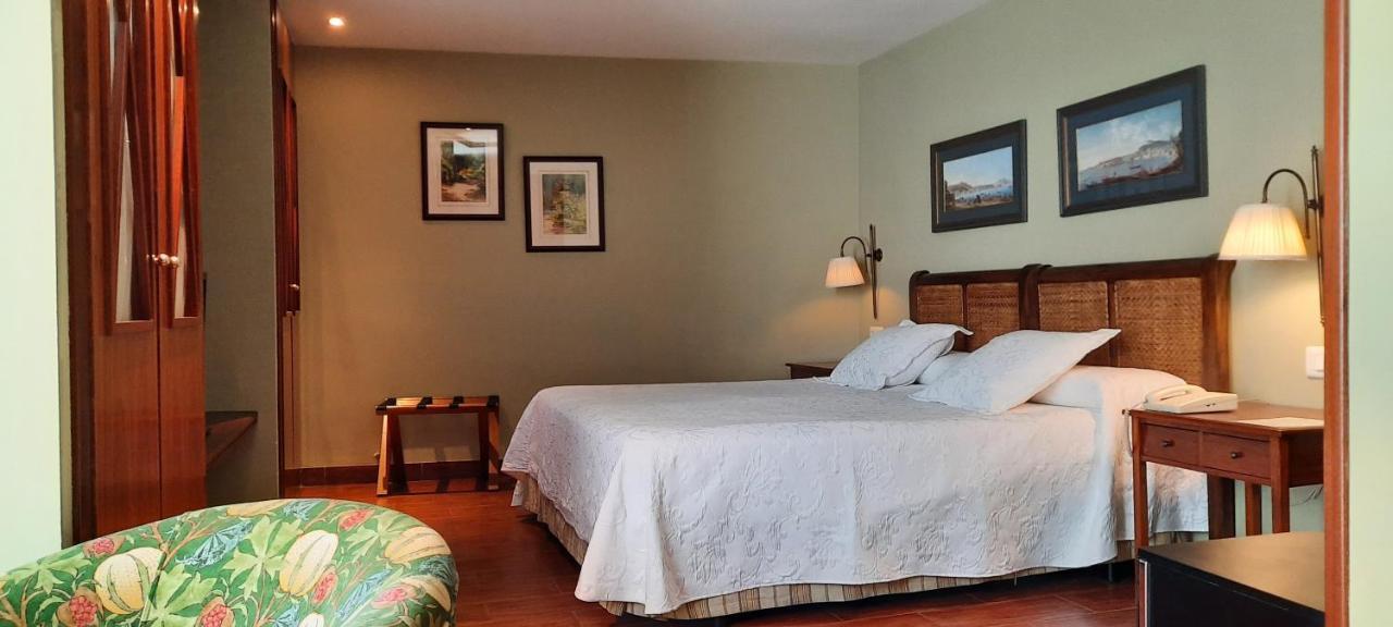 Sant Jordi Hotel Montbrio del Camp Bagian luar foto