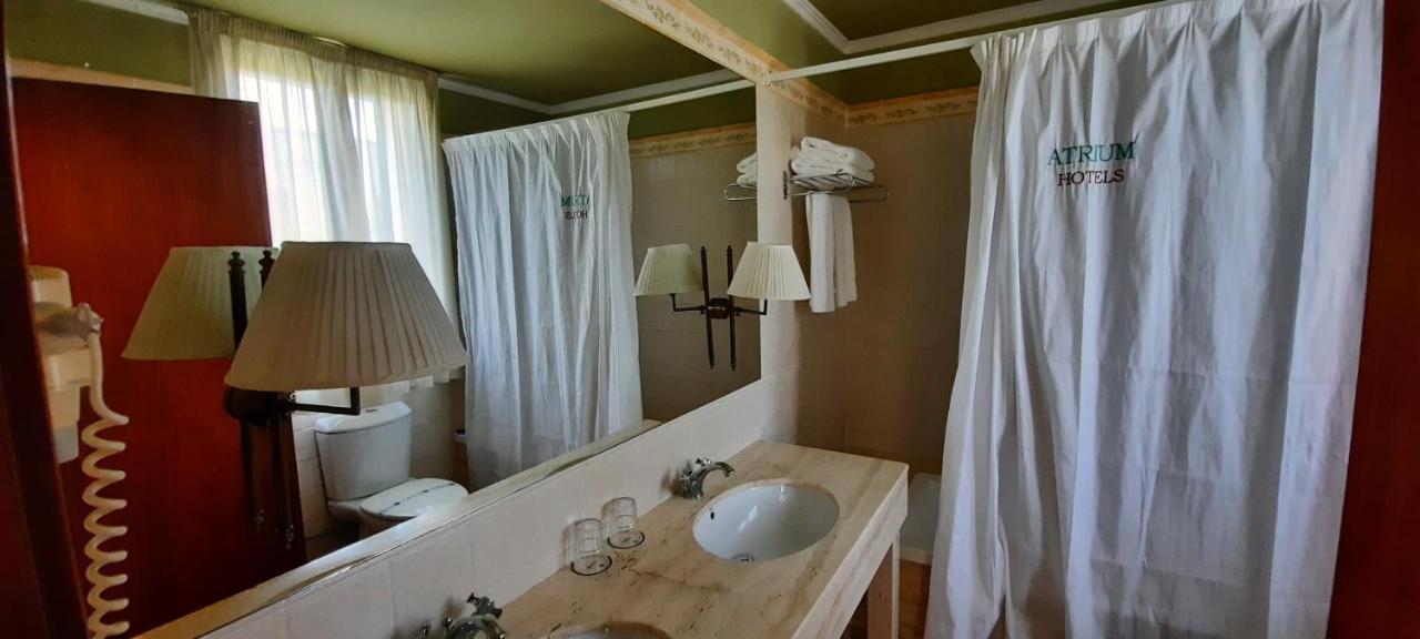 Sant Jordi Hotel Montbrio del Camp Bagian luar foto