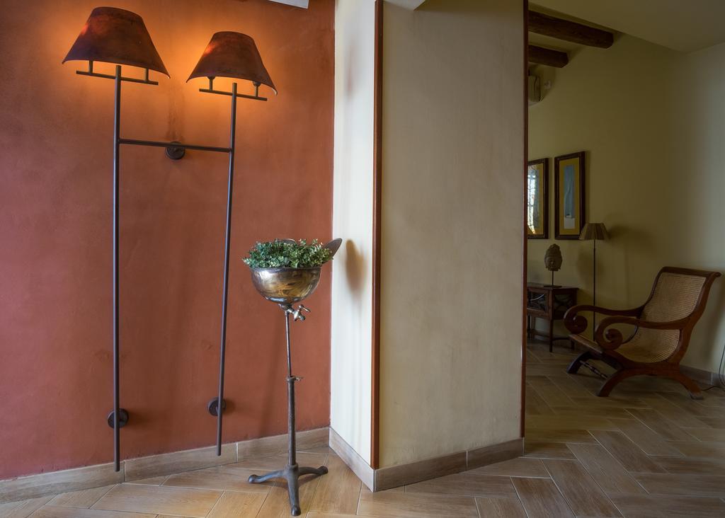 Sant Jordi Hotel Montbrio del Camp Bagian luar foto