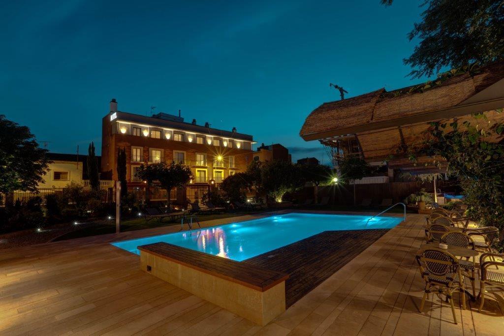 Sant Jordi Hotel Montbrio del Camp Bagian luar foto